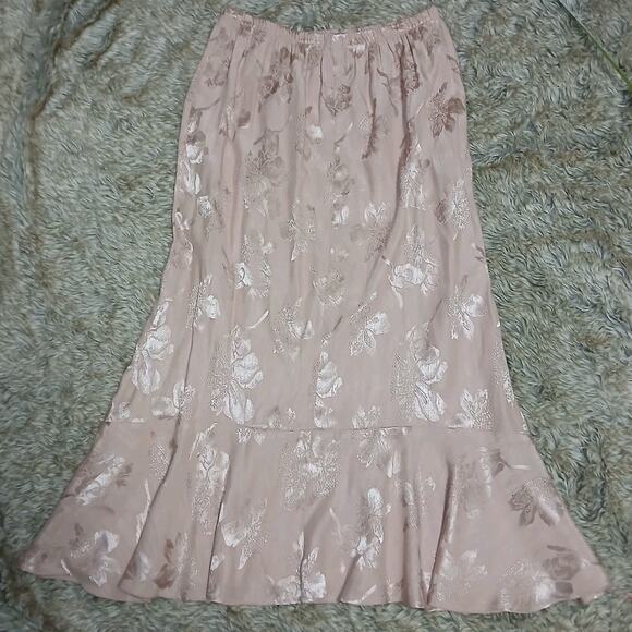 Studio VK Skirt Women Large Metallic Floral Jacquard Satin Midi Skirt Champagne - Picture 6 of 7